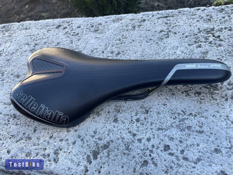 Selle Italia SLR Kit Carbonio nyereg