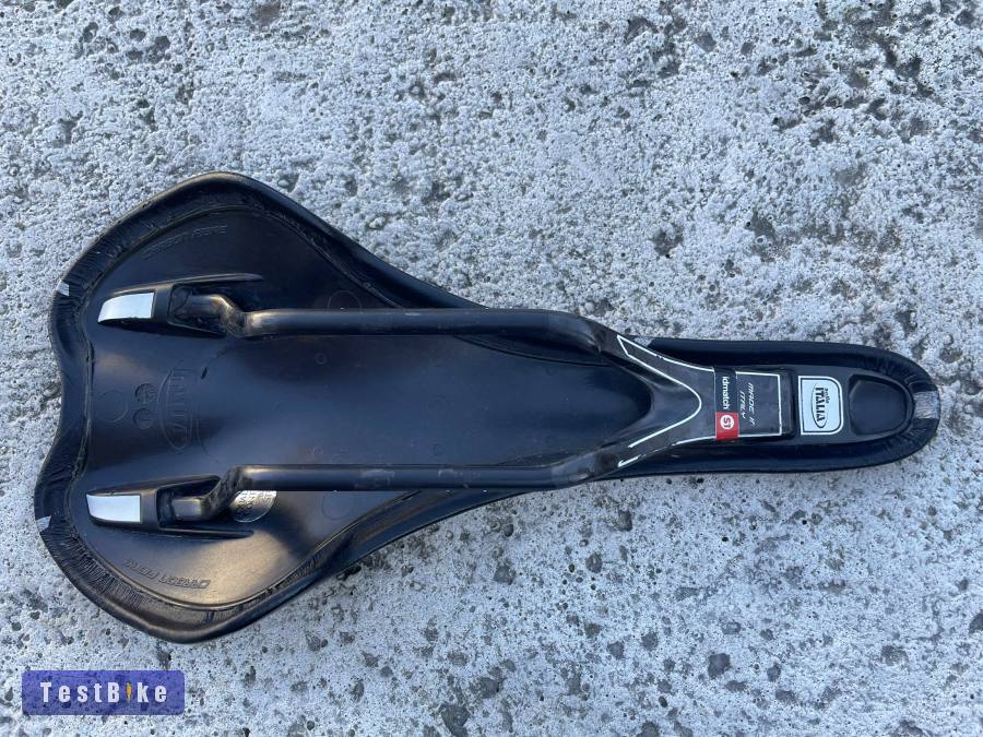 Selle Italia SLR Kit Carbonio nyereg