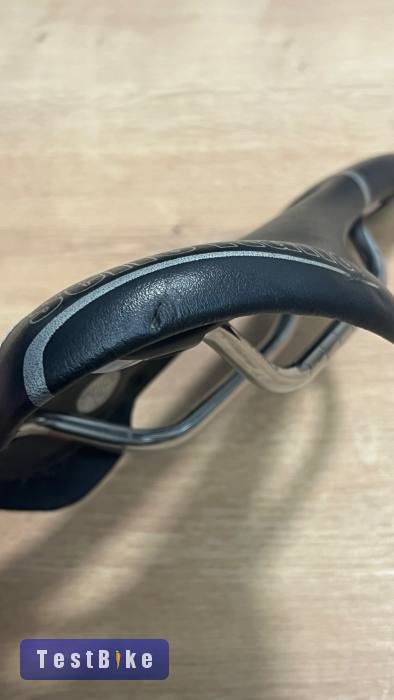 Selle Italia SLR nyereg, Ti 316, Carbon Fibre, Bio Fit Foam