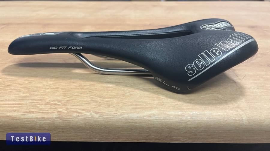 Selle Italia SLR nyereg, Ti 316, Carbon Fibre, Bio Fit Foam