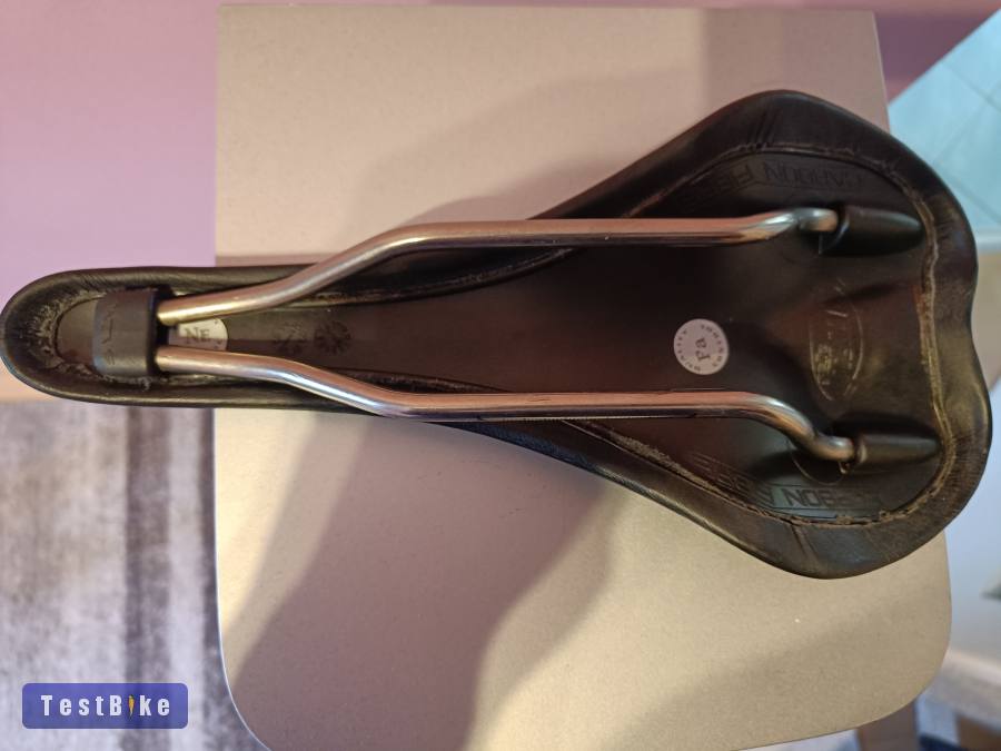 Selle Italia SLR nyereg