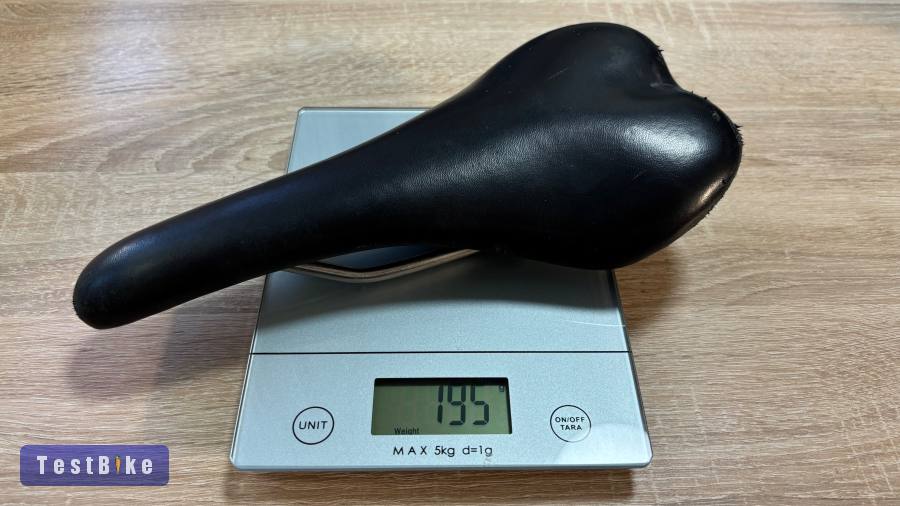 Selle Italia SLR nyereg
