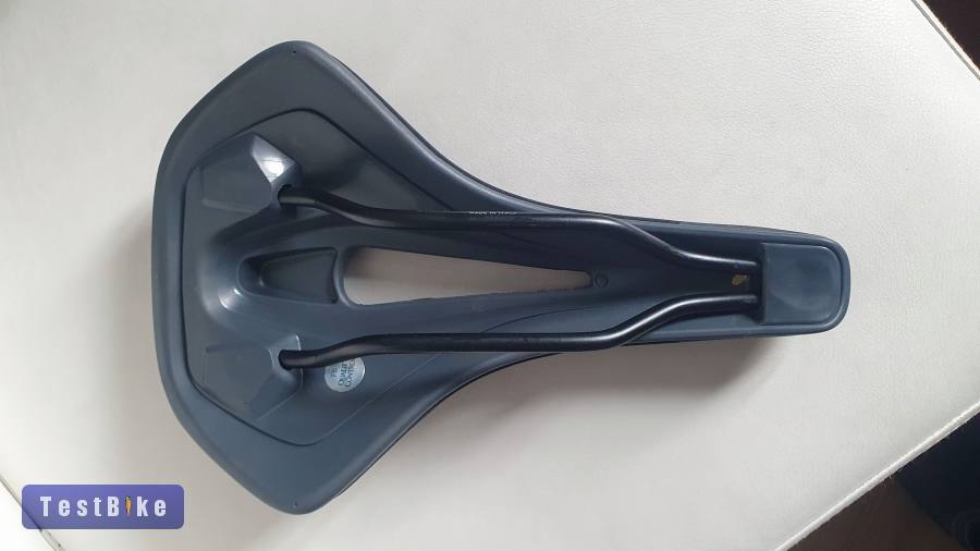 Selle Italia ST 5  Flow Large nyereg