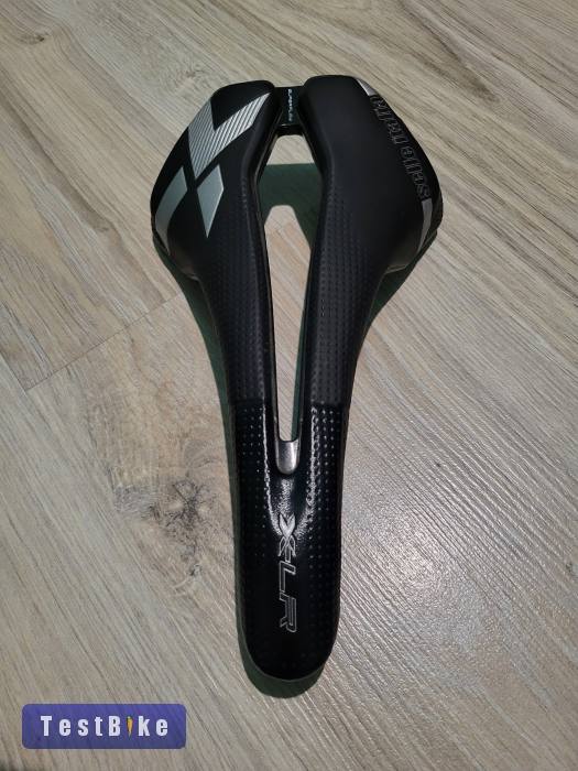 Selle Italia X-LR Ti Superflow kerékpárnyereg 145 mm széles