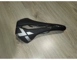 Selle Italia X-LR Ti Superflow kerékpárnyereg 145 mm széles