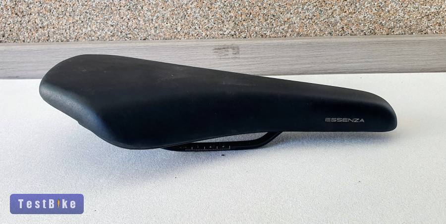 Selle Royal Essenza nyereg