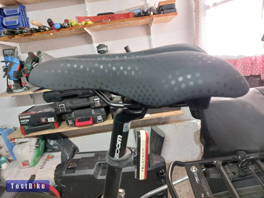 Selle San Marco Bioaktive Trekking gél nyereg