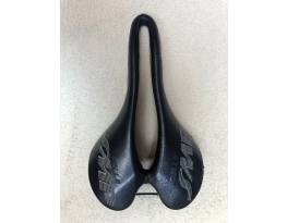 Selle SMP F30c nyereg