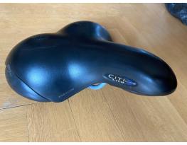 Selle Royal Xsenium Citi Gel Light - széles városi nyereg