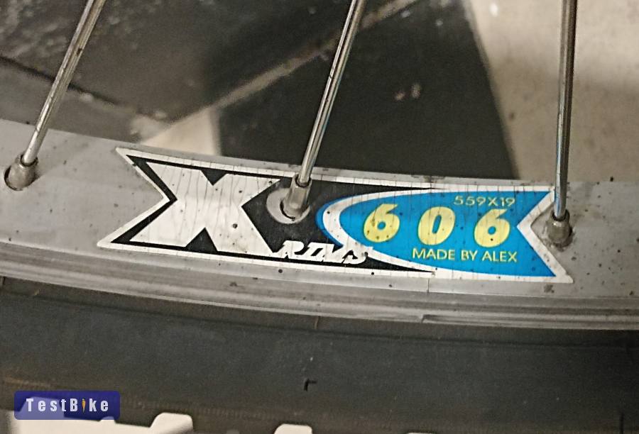 Shimano, Koliken, Alex 26" kerékszett 
