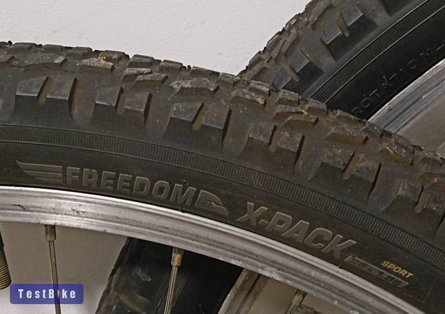 Shimano, Koliken, Alex 26" kerékszett 