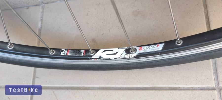 Shimano 105 (5600) / Mach1 RJ Project / DT Swiss kerékszett