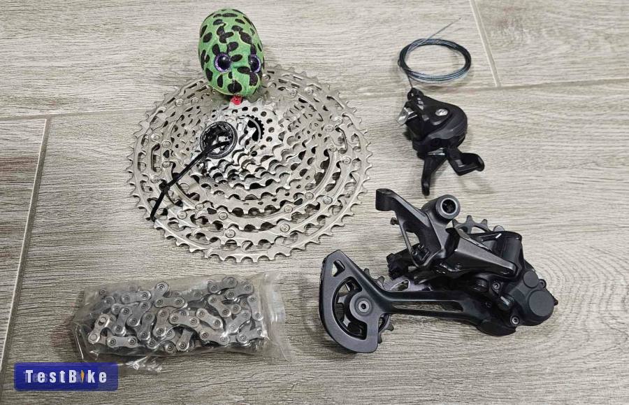 Shimano 12 sebességes komplett váltás XT-Deore Microspline