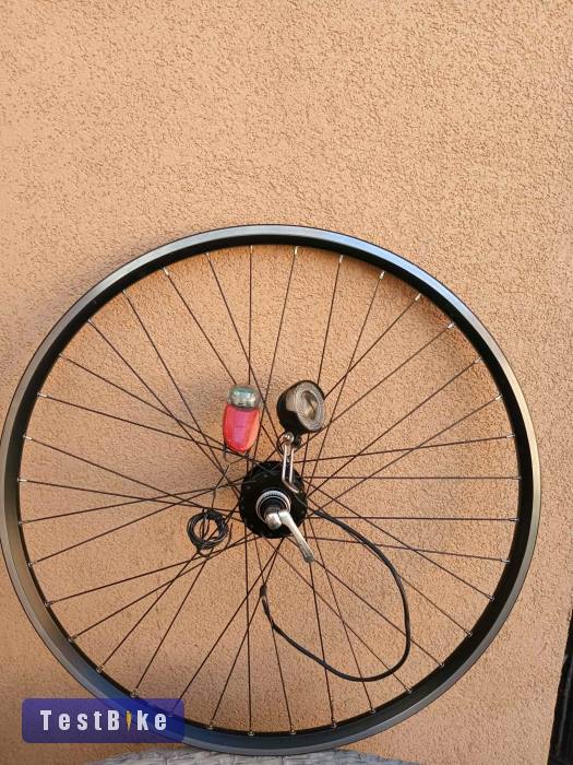 Shimano ALFINE agydinamós első kerék+ lámpák.