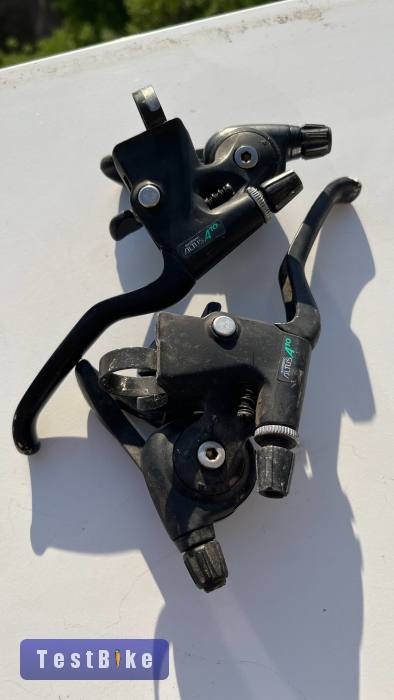 Shimano Altus ST-AT10 fékváltókarok