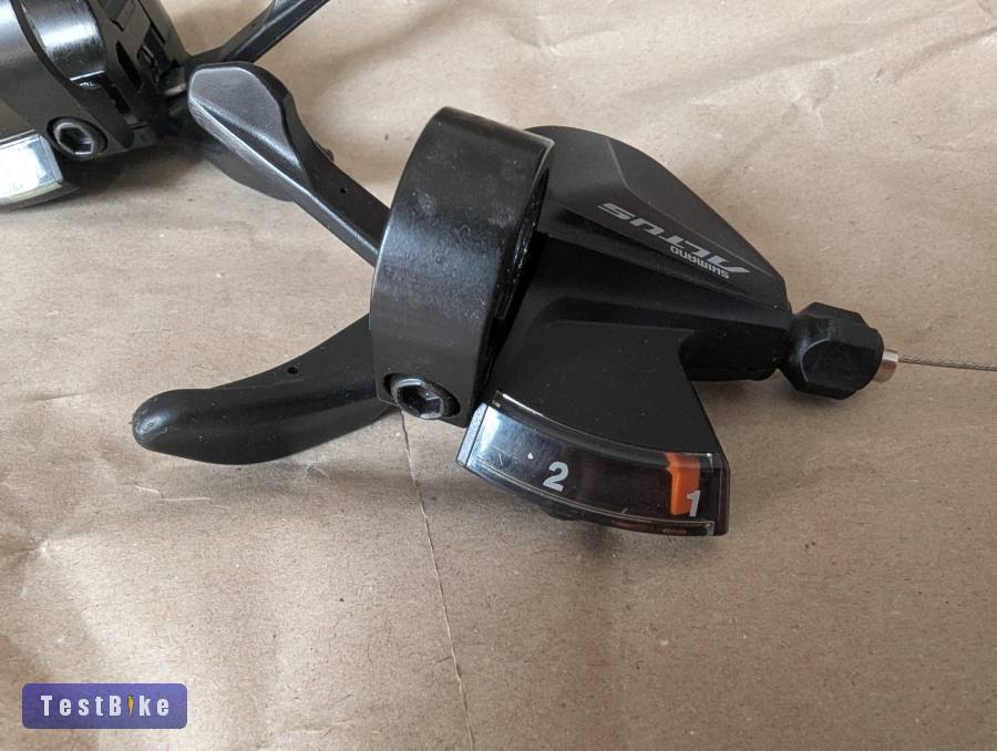 Shimano Altus váltókar 2*9 sebesség