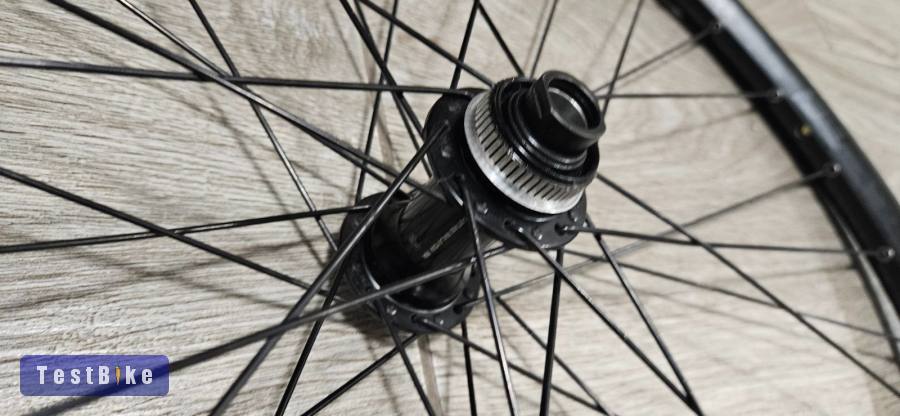 Shimano Microspline Thru , Alex felnis 27,5 kerékszett eladó