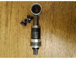 Shimano BB-UN300 JIS négyszög monoblokk csavarral