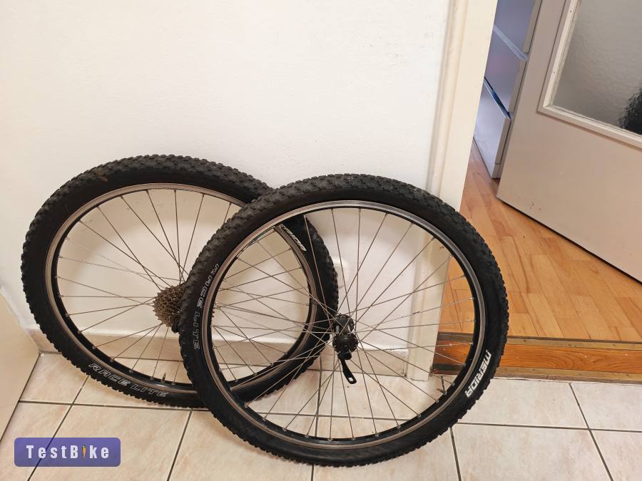 Shimano Deore / XT agyas 26-os felnifekes kerékpár Kerekszett