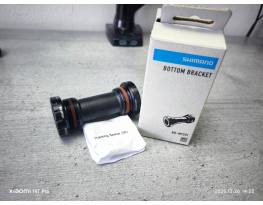 Shimano Deore középcsapágy 500km-es, új állapot!