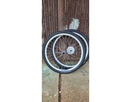 Shimano Deore LX, 570-es kerékszett.