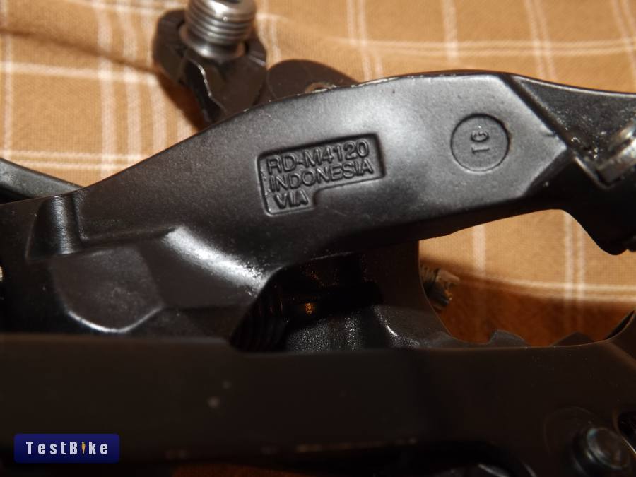 Shimano Deore RD-M4120-SGS MTB hátsó váltó, 10-11s, Shadow.