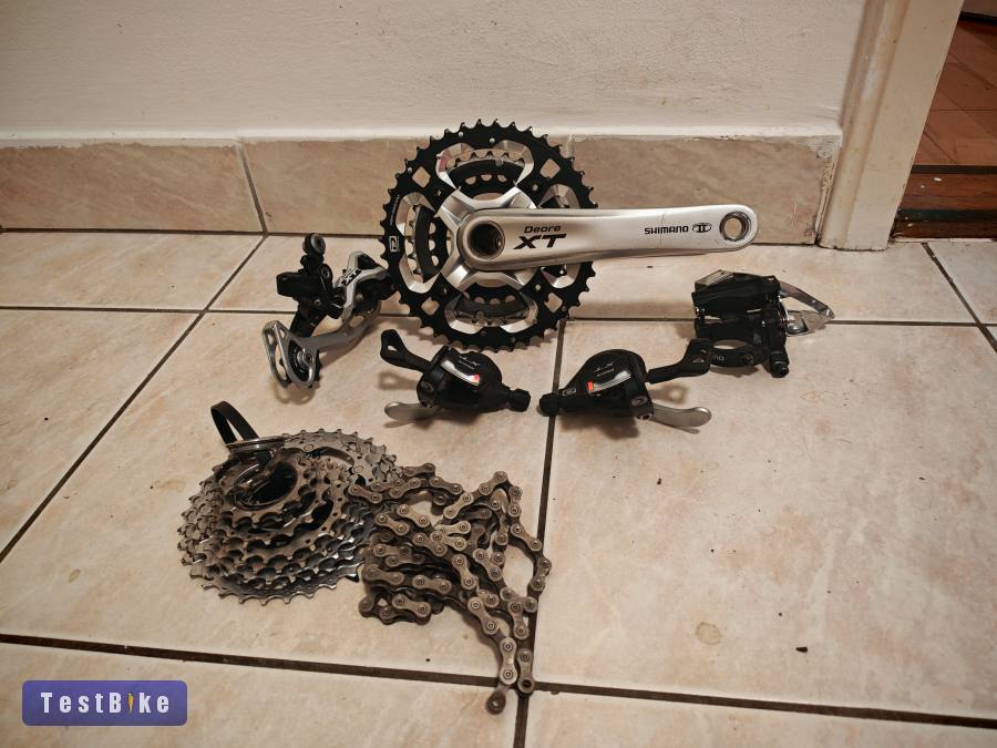Shimano Deore XT 10 sebességes hátsó valto