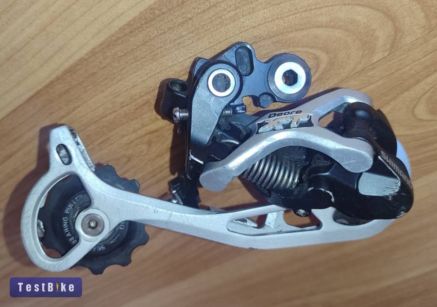 Shimano Deore XT 9-es hátsó váltó 772