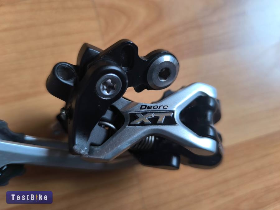 Shimano Deore XT 9-es hátsó váltó