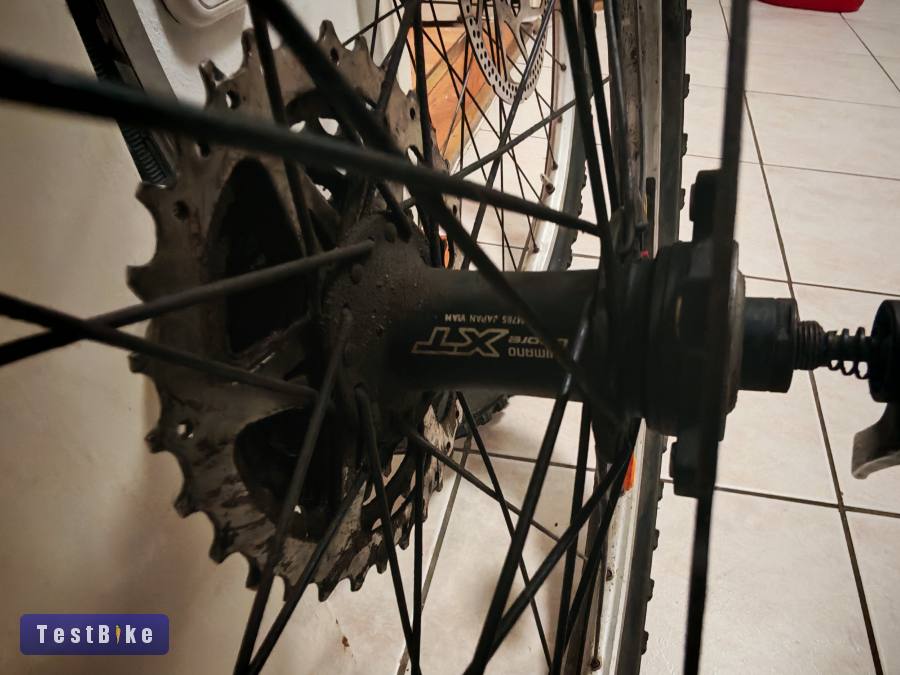 Shimano Deore XT agyas tarcsafekes Kerekszett 