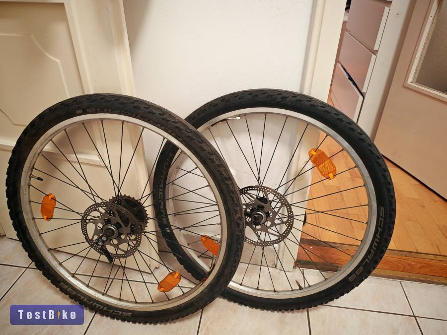 Shimano Deore XT agyas tarcsafekes Kerekszett 