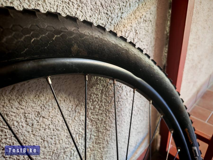 Shimano Deore XT agyas tarcsafekes kerekszett