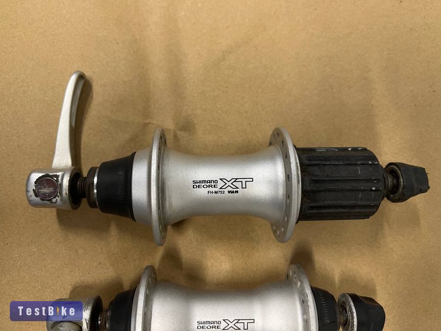 Shimano Deore XT agypár 32ly. gyári gyorszárakkal 8-9-10 seb