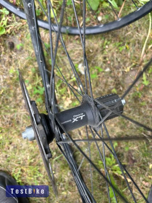Shimano Deore XT e+h CL agyak ajándék DT felnikkel.