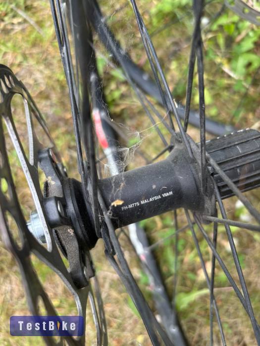 Shimano Deore XT e+h CL agyak ajándék DT felnikkel.