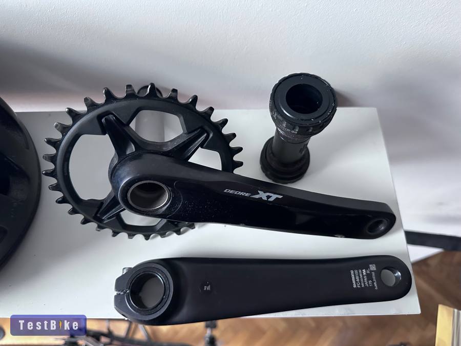 Shimano Deore XT FC-M8100 hajtókar+középcsapágy