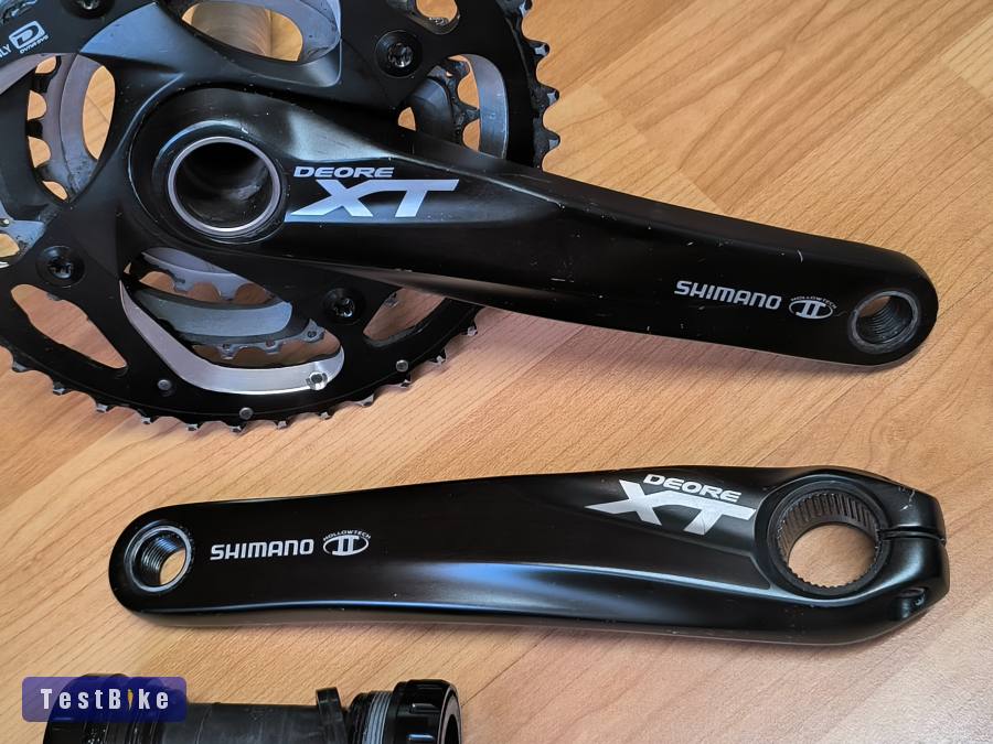 Shimano Deore XT Integrált hajtómű középcsapággyal 3x10