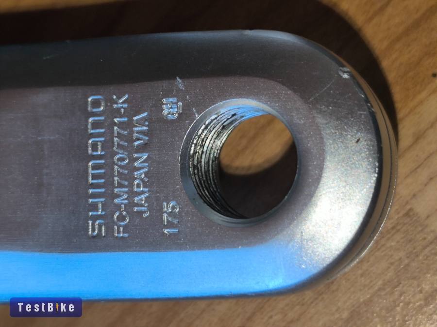 Shimano Deore XT Integrált hajtómű középcsapággyal 3x9
