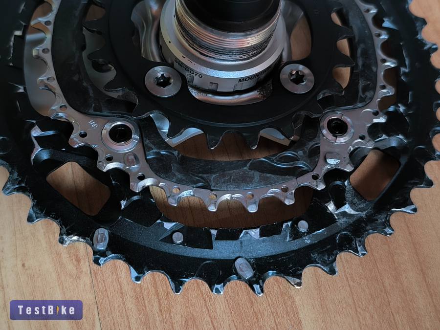 Shimano Deore XT Integrált hajtómű középcsapággyal