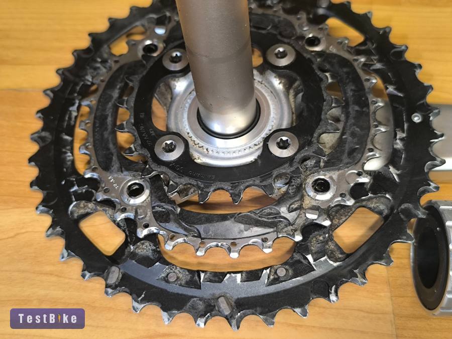 Shimano Deore XT Integrált hajtómű középcsapággyal