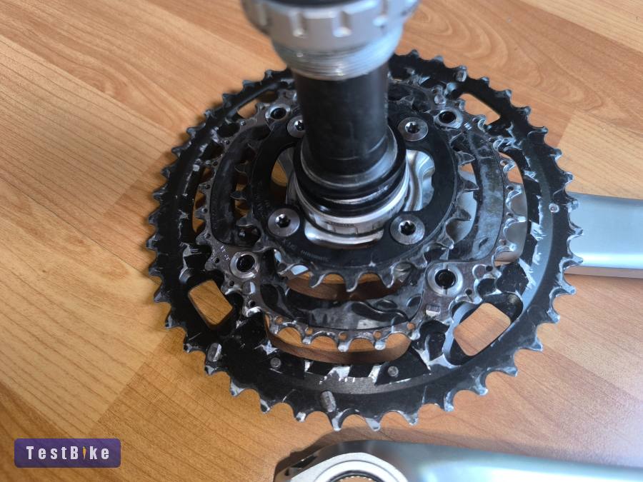 Shimano Deore XT Integrált hajtómű középcsapággyal
