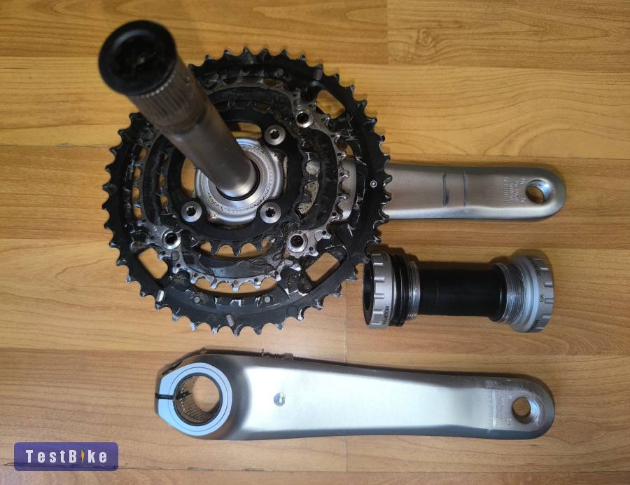 Shimano Deore XT Integrált hajtómű középcsapággyal