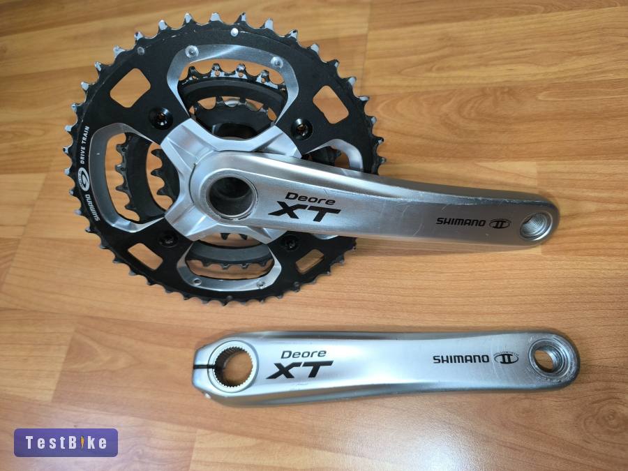 Shimano Deore XT Integrált hajtómű középcsapággyal