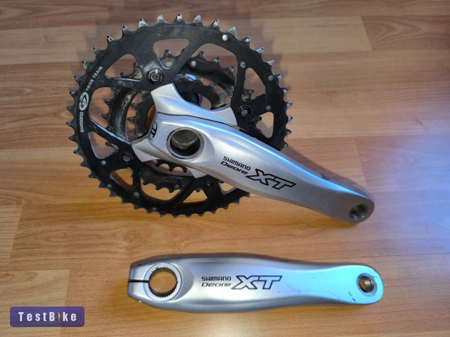 Shimano Deore XT Integrált hajtómű középcsapággyal