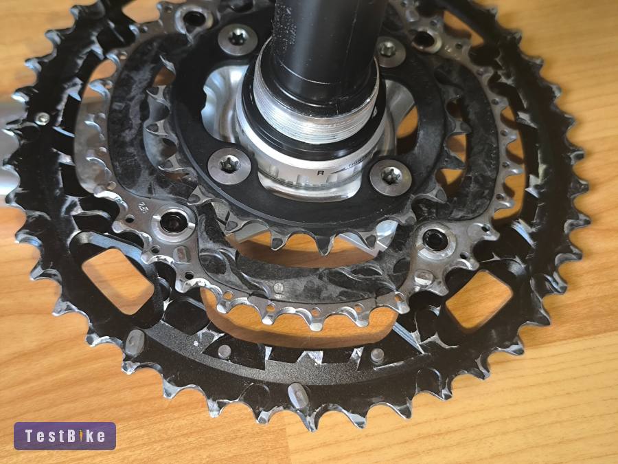 Shimano Deore XT Integrált hajtómű középcsapággyal
