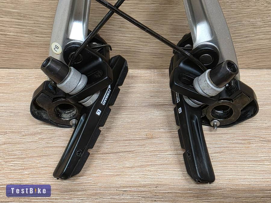 Shimano Deore XT M760 párhuzamos nyomású V-fék új betétekkel