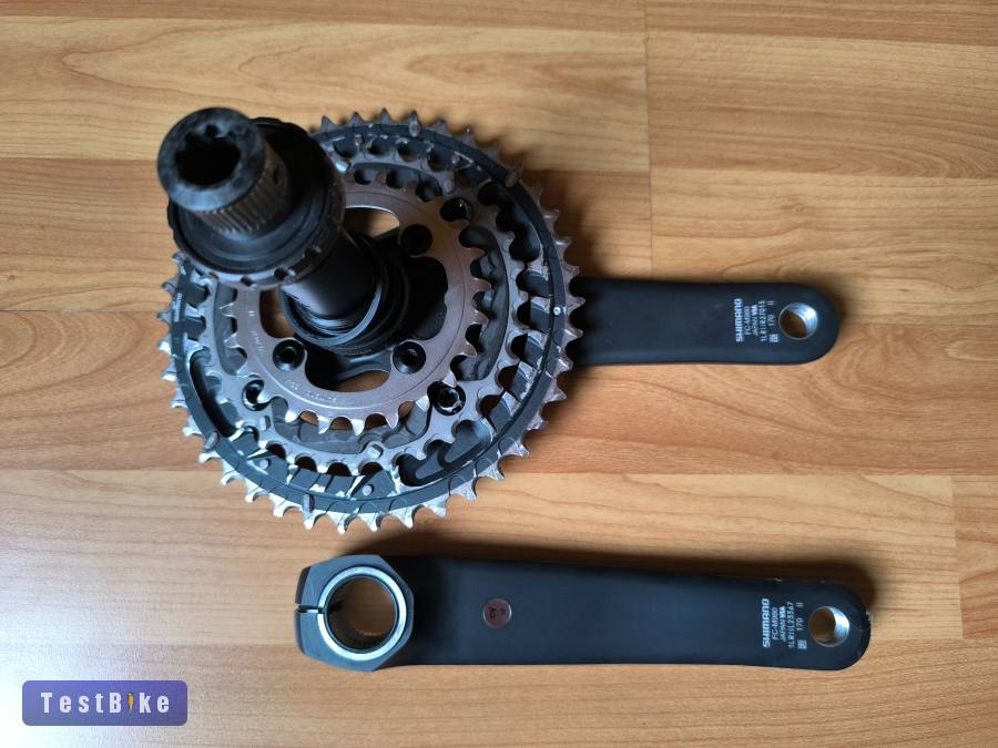 Shimano Deore XTR  Integrált hajtómű középcsapággyal FC-M980