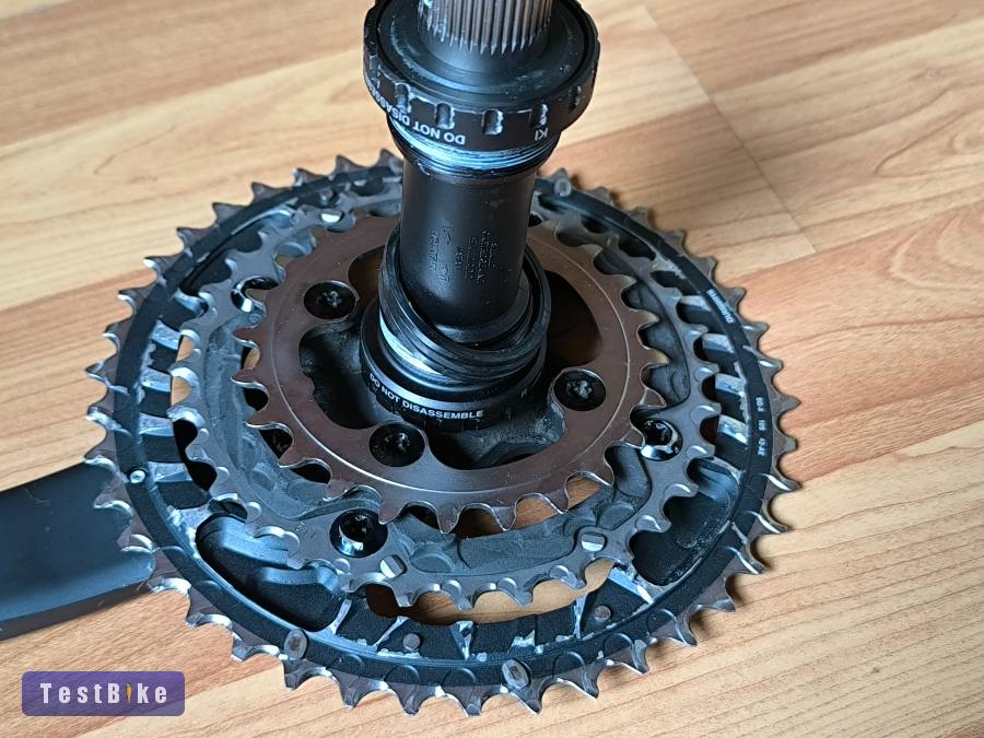 Shimano Deore XTR  Integrált hajtómű középcsapággyal FC-M980