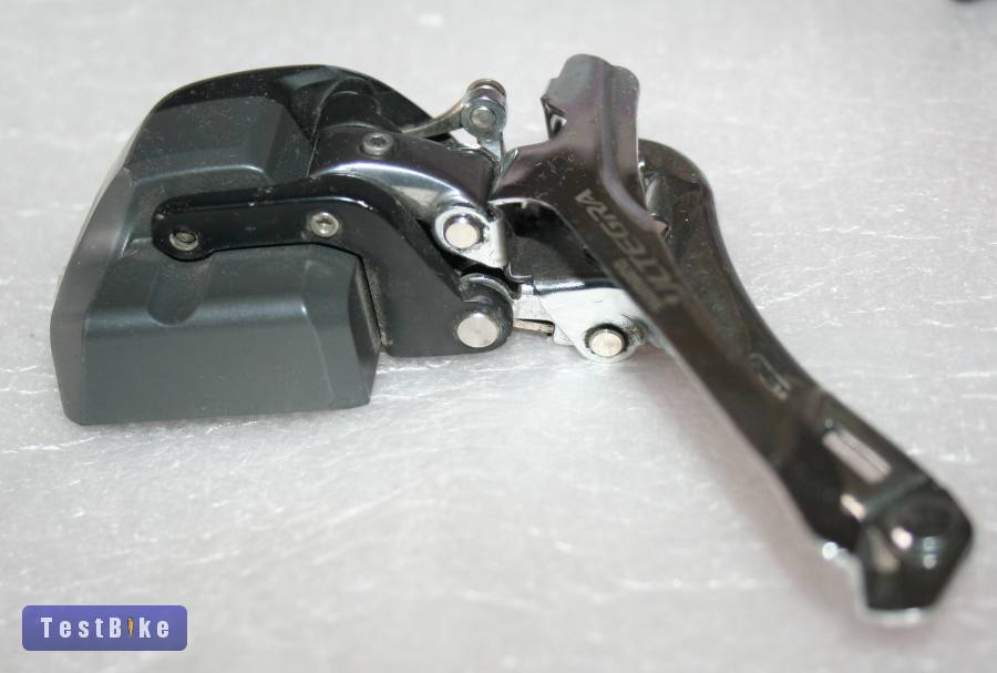 Shimano DI2 Ultegra első váltó