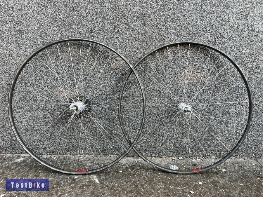 Shimano Dura Ace 7200 Mavic GP4 országúti kerékszett